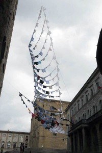 installation-to-launch-Icastica-of-Arezzo